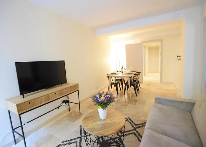 Nice Renting - Pairoliere - Spacious Flat - Old Nice - Massena - Terrace